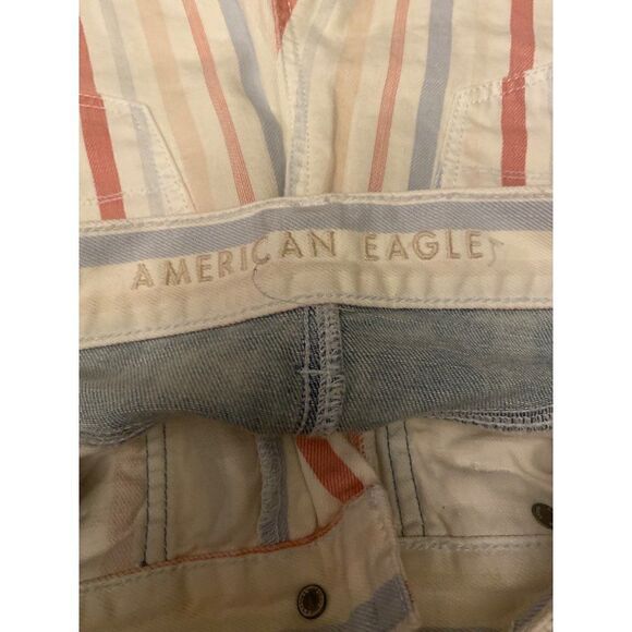 American Eagle, women's red/white/blue american flag themed frayed hem shorts 00 - Picture 5 of 8